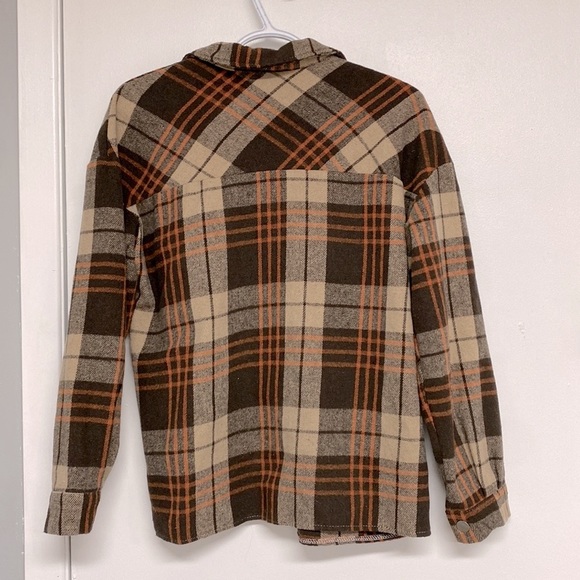 Brown plaid shacket - Picture 3 of 3